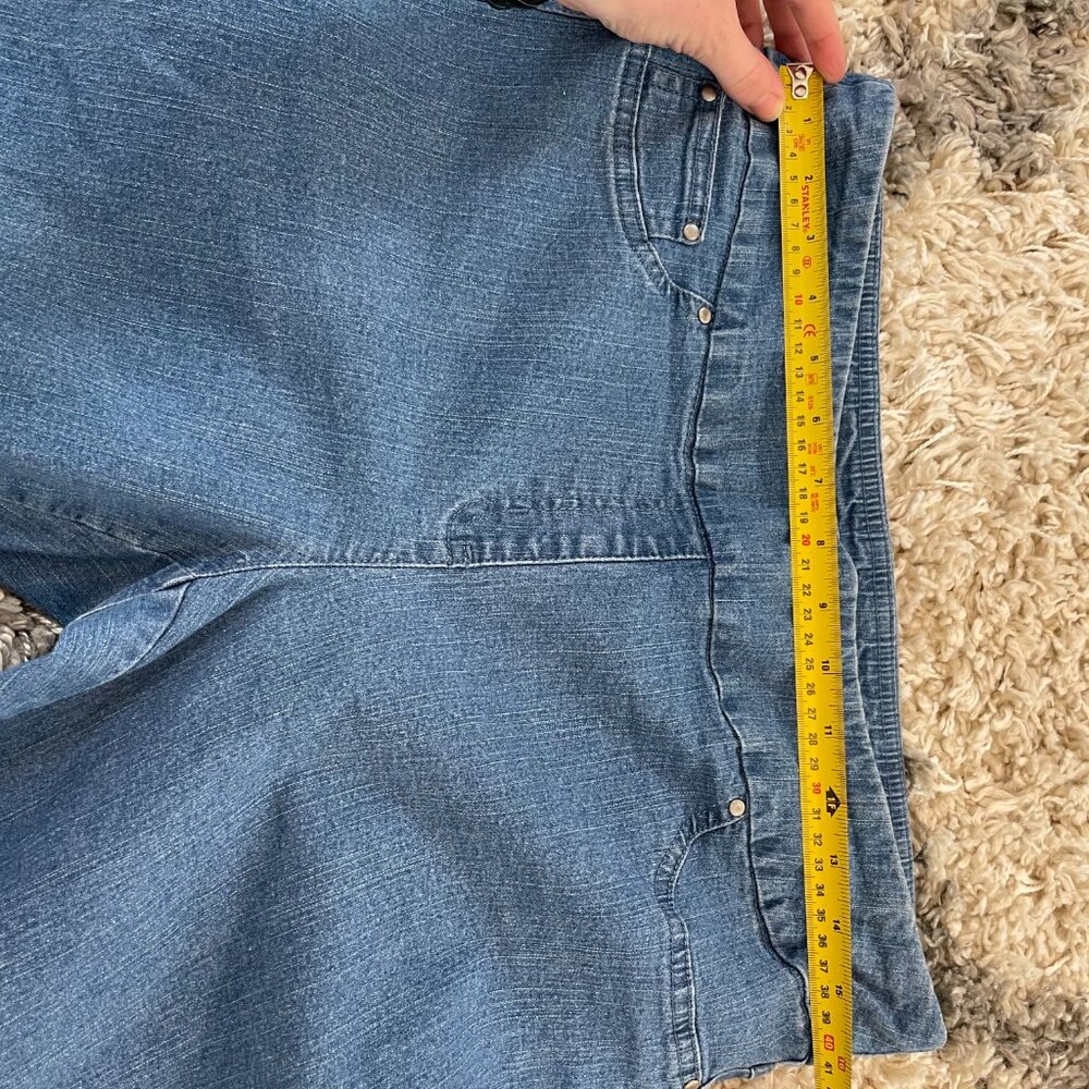 Ruby Rd. Stretch pull-on Denim Capris size 12P - Picture 9 of 11